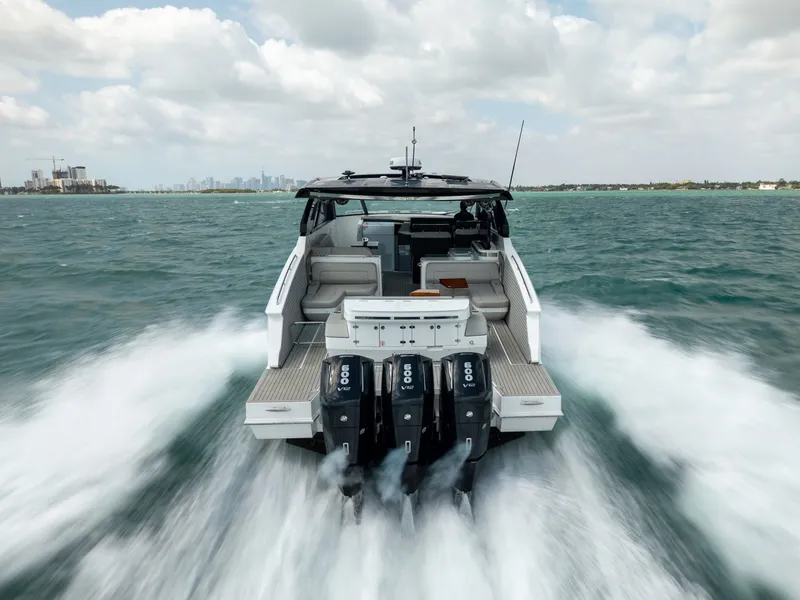 Slide: The Image of Cruisers 50 GLS 2024 - 7671696