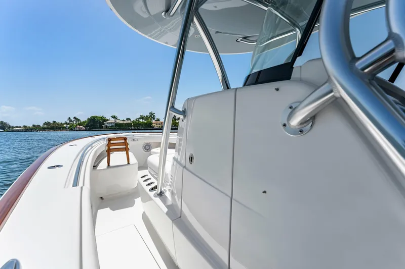 Slide: The Image of Valhalla Boatworks V-33 2027 - 7765822
