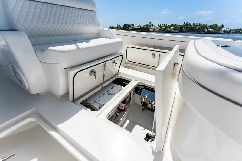 Slide: The Image of Valhalla Boatworks V-33 2027 - 7765821