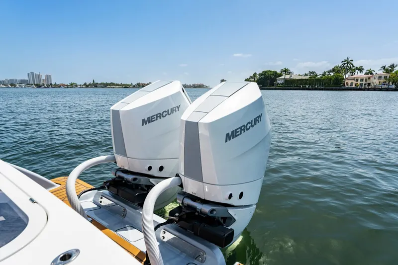 Slide: The Image of Valhalla Boatworks V-33 2027 - 7765813