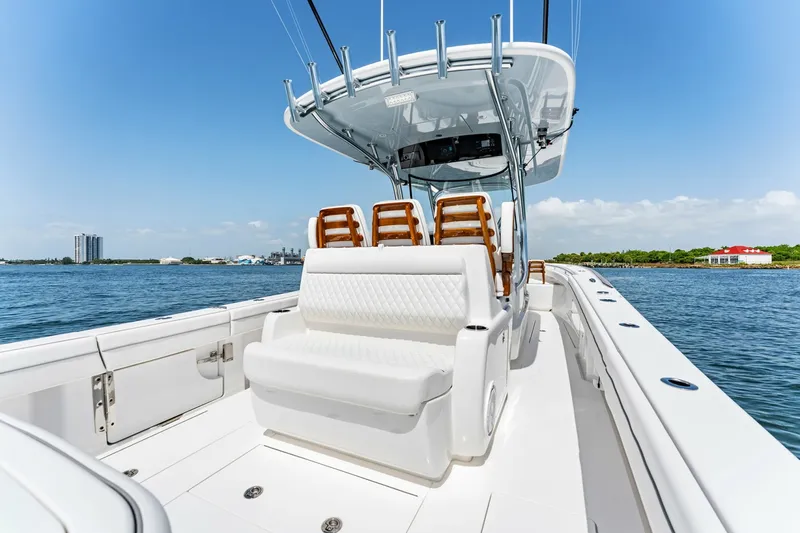Slide: The Image of Valhalla Boatworks V-33 2027 - 7765811
