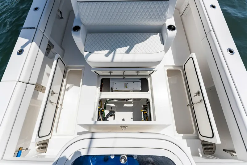 Slide: The Image of Valhalla Boatworks V-33 2027 - 7765820