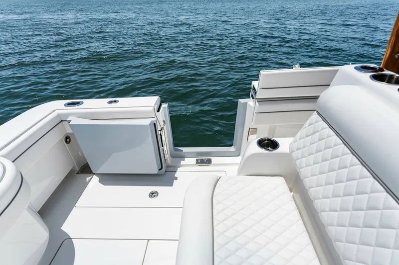 Slide: The Image of Valhalla Boatworks V-33 2027 - 7765823