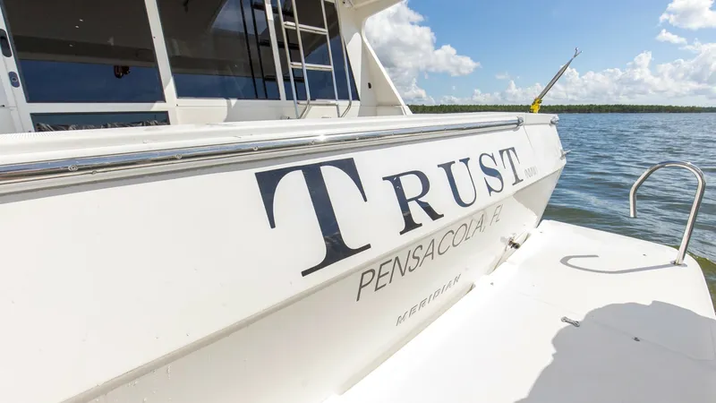 Slide: The Image of 2007 Meridian 490 SE Pilothouse Trust Rear Deck (3) - 7689983