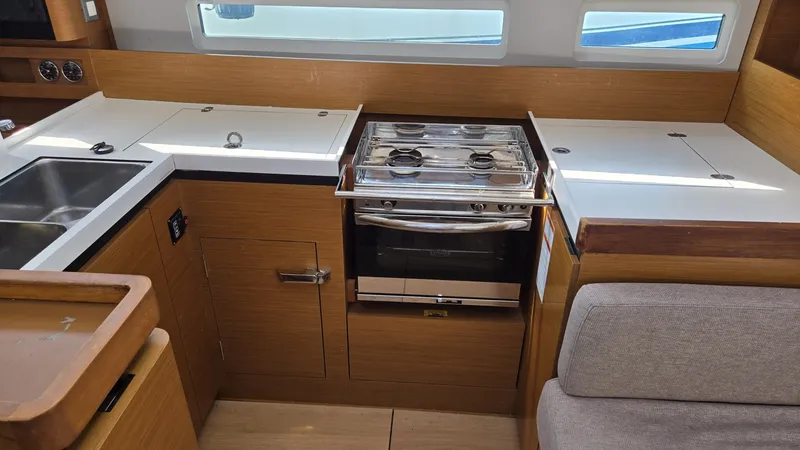 Slide: The Image of Jeanneau Sun Odyssey 410 2020 - 7718235