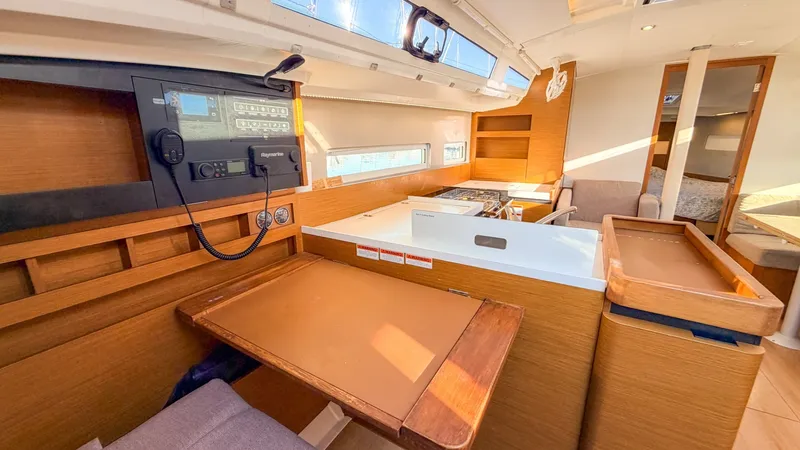 Slide: The Image of Jeanneau Sun Odyssey 410 2020 - 8635790