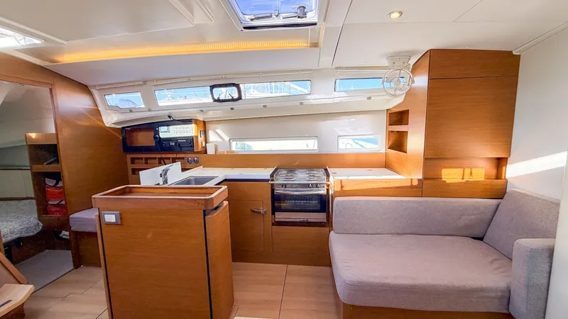 Slide: The Image of Jeanneau Sun Odyssey 410 2020 - 8635759
