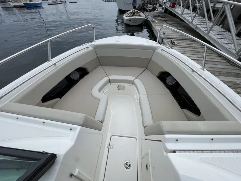 Slide: The Image of Boston Whaler 24 2023 - 7718951
