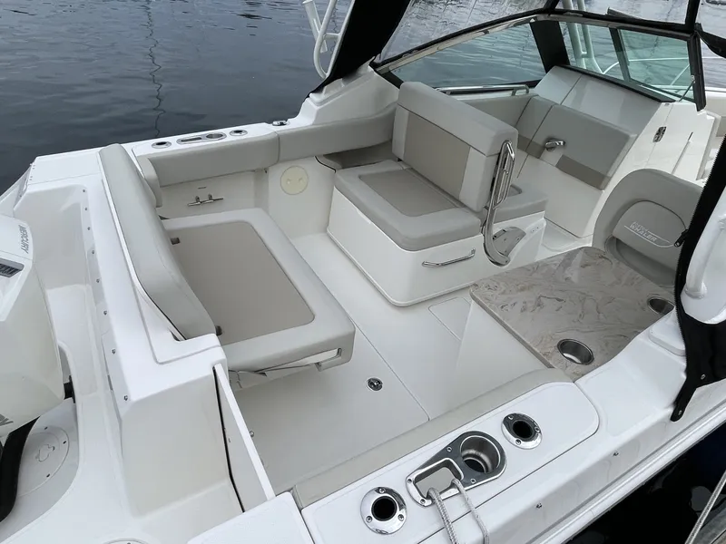 Slide: The Image of Boston Whaler 24 2023 - 7718908