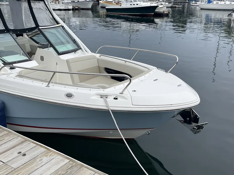Slide: The Image of Boston Whaler 24 2023 - 7718835
