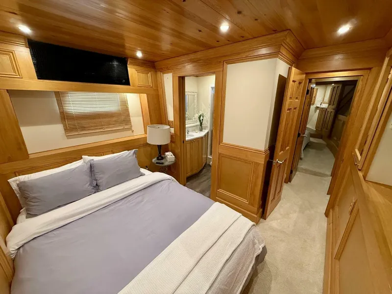 Slide: The Image of Avenger Luxury Catamaran Coastal Cruiser 2018 - 7719362