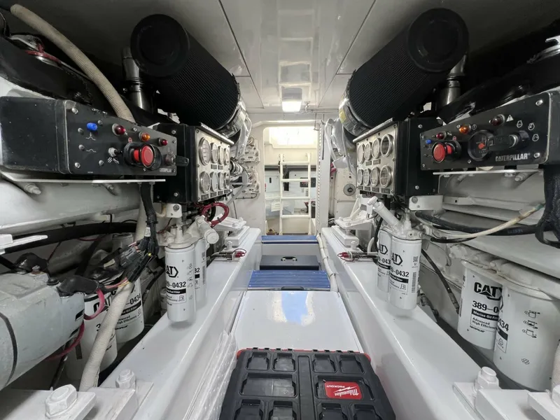 Slide: The Image of Bertram 57 Convertible 2007 - 7766142