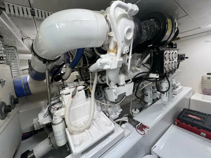 Slide: The Image of Bertram 57 Convertible 2007 - 7766140
