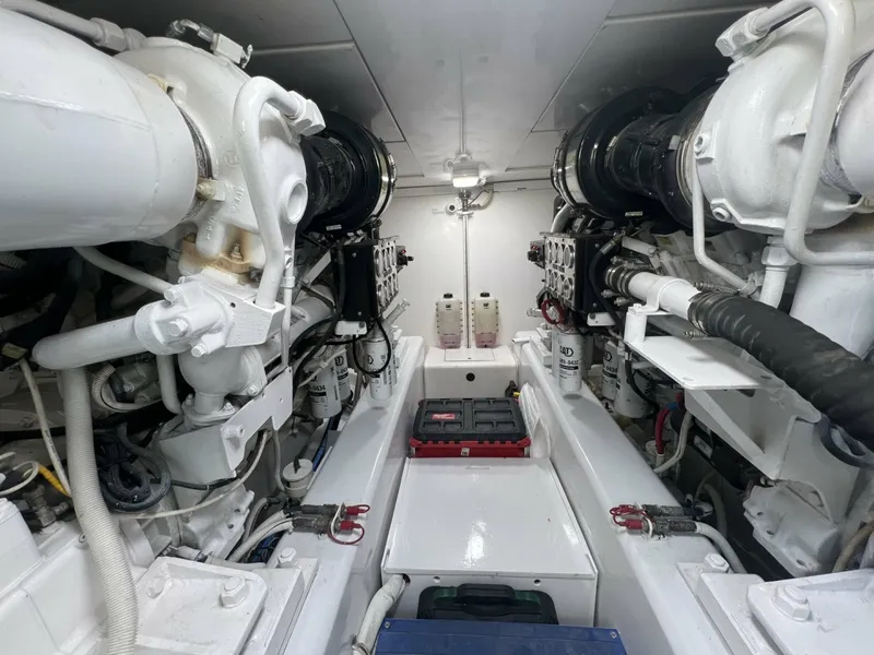 Slide: The Image of Bertram 57 Convertible 2007 - 7766139