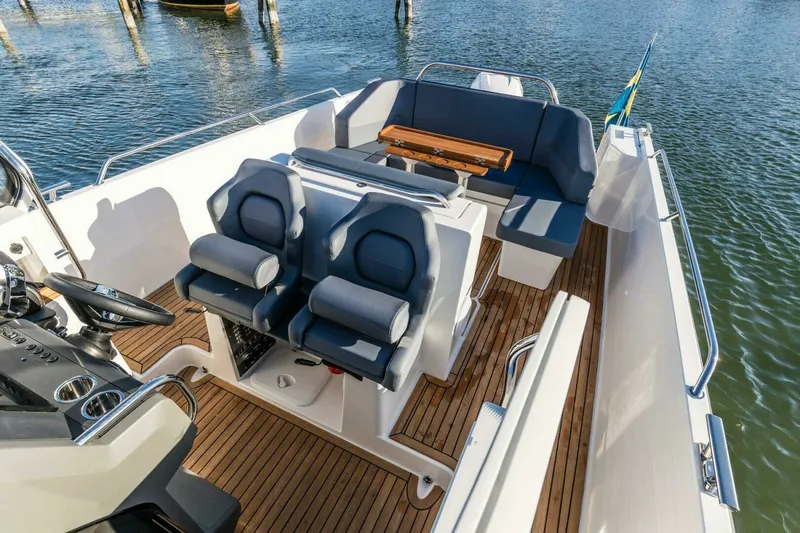 Slide: The Image of Nimbus Tender 9 Profile 2026 Nimbus Tender 9 - 7818942