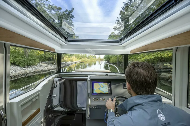 Slide: The Image of Nimbus Commuter 9 2027 - 7818962