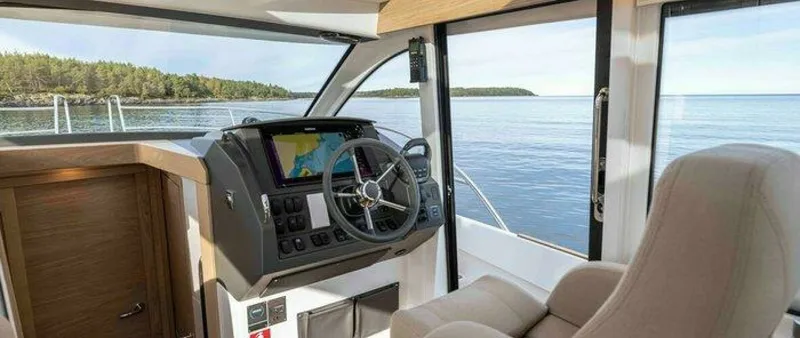 Slide: The Image of Nimbus 365 Coupe Helm 2026 Nimbus 365 Coupe - 7818975