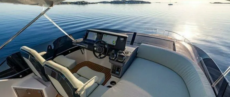 Slide: The Image of Nimbus 495 Flybridge Flybridge 2026 Nimbus 495 Flybridge - 7819062