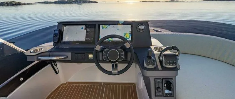 Slide: The Image of Nimbus 495 Flybridge Flybridge 2026 Nimbus 495 Flybridge - 7819061