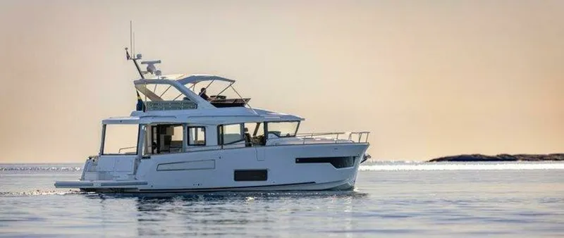 Slide: The Image of Nimbus 495 Flybridge Profile 2026 Nimbus 495 Flybridge - 7819076