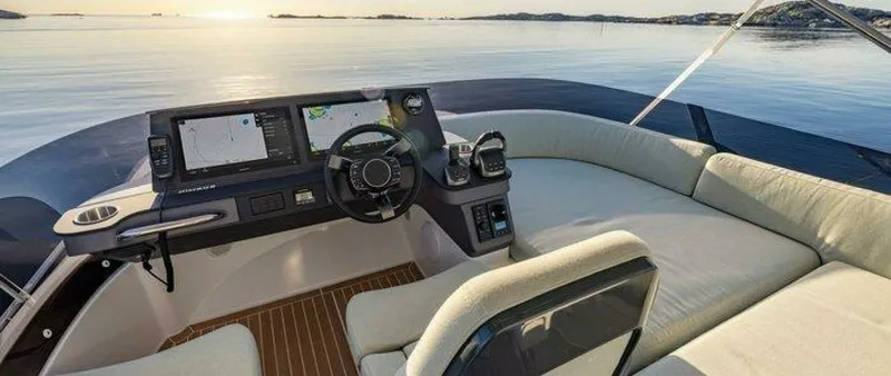 Slide: The Image of Nimbus 495 Flybridge Flybridge 2026 Nimbus 495 Flybridge - 7819071