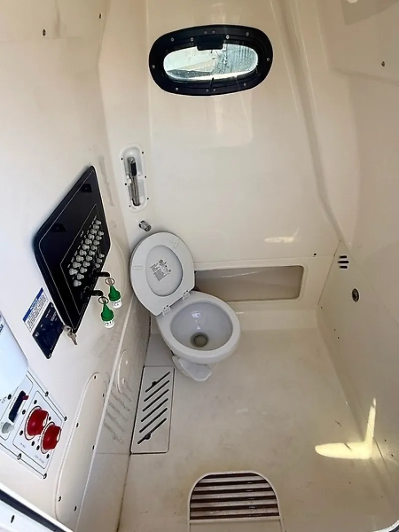 Slide: The Image of 0005920093 - 7723312