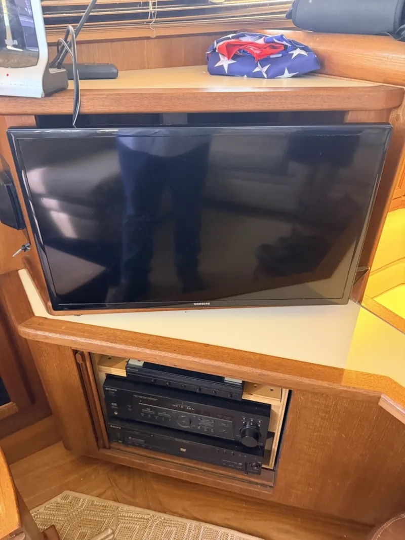 Slide: The Image of Viking Viking 41 Convertible 1989 - 7723754
