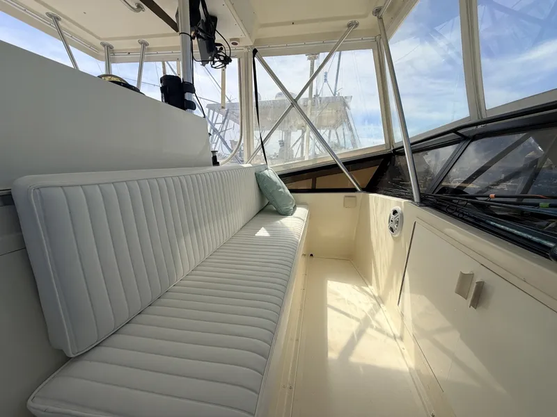 Slide: The Image of Viking Viking 41 Convertible 1989 - 7723748