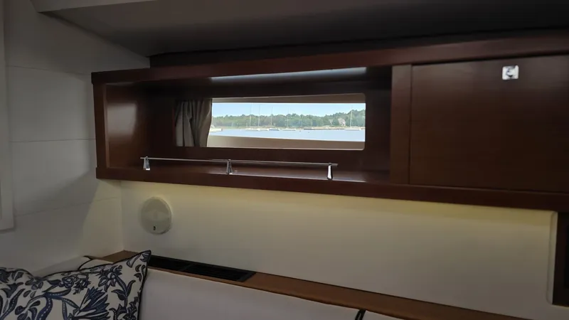 Slide: The Image of Beneteau 45 2012 - 7723475