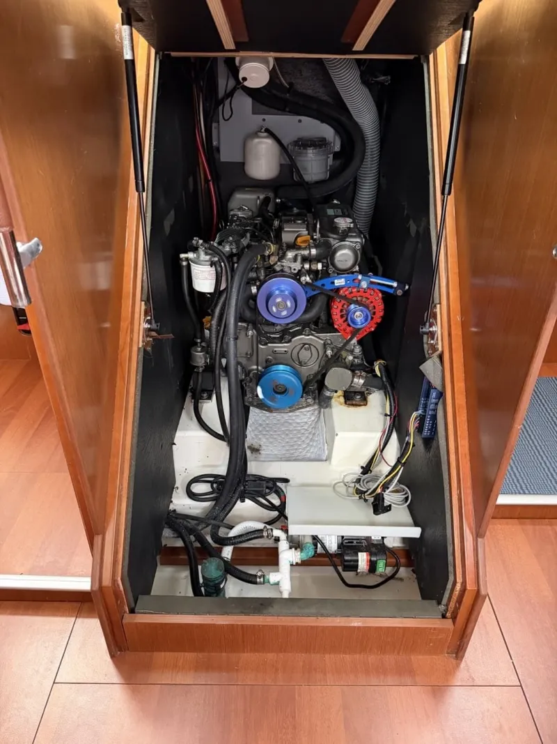 Slide: The Image of Beneteau Oceanis 45 2012 - 8381575