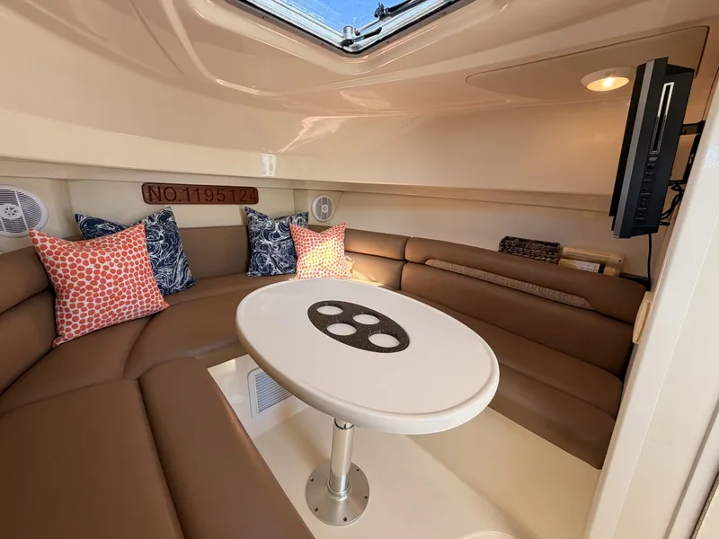 Slide: The Image of Boston Whaler 285 Conquest 2006 - 8308577