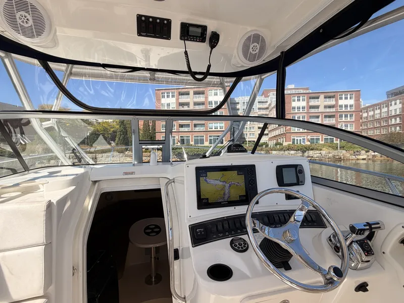 Slide: The Image of Boston Whaler 285 Conquest 2006 - 8308588