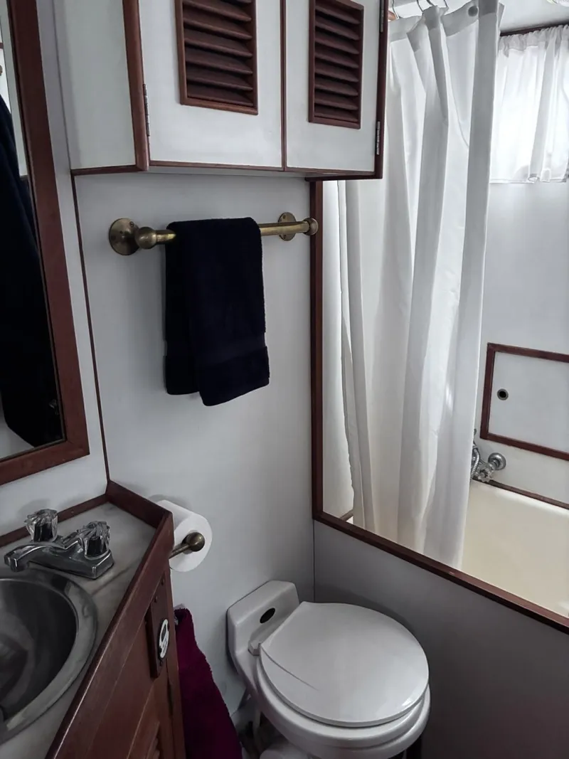 Slide: The Image of Ocean Alexander 40 Double Cabin 1979 - 7723792