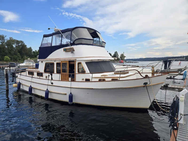 Slide: The Image of Ocean Alexander 40 Double Cabin 1979 - 7723757