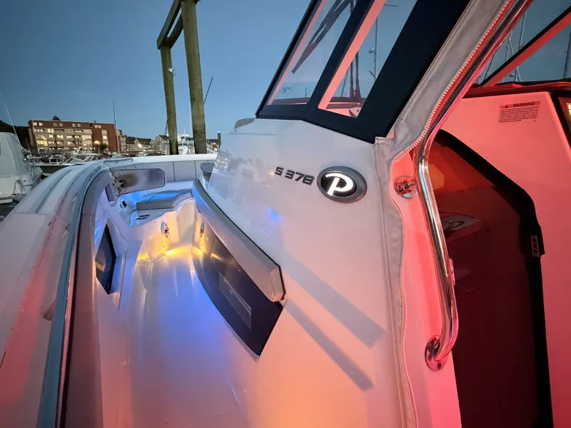 Slide: The Image of Pursuit S378 2022 - 7764396