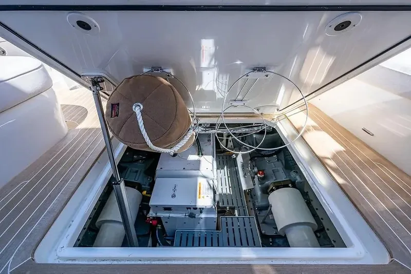 Slide: The Image of Hinckley Yachts 55 2021 - 8373376