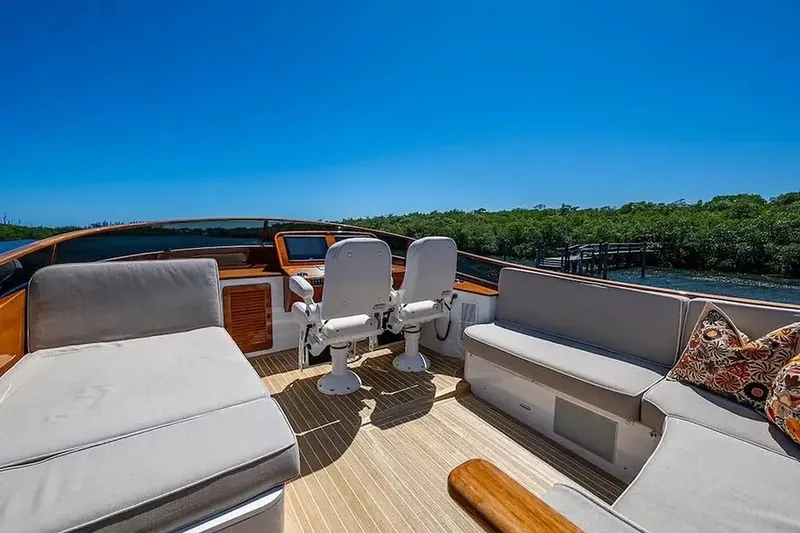 Slide: The Image of Hinckley Yachts 55 2021 - 8373369
