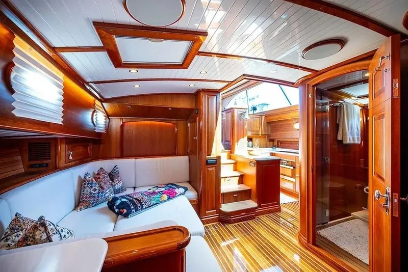 Slide: The Image of Hinckley Yachts 55 2021 - 8373382