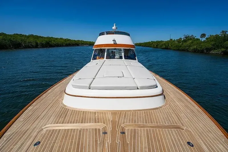 Slide: The Image of Hinckley Yachts 55 2021 - 8373358