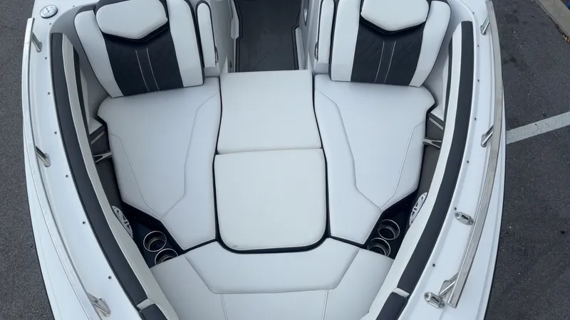Slide: The Image of Monterey 275SS Super Sport 2024 - 7725184