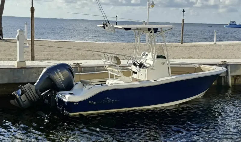 The Image of NauticStar 2102 Legacy 2019 - 7740636