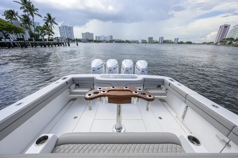 Slide: The Image of Valhalla Boatworks 41 2021 - 7741025