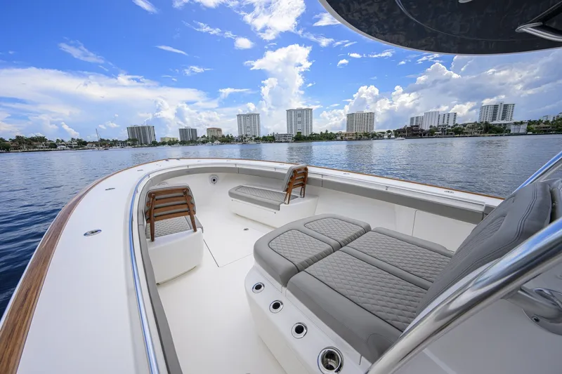 Slide: The Image of Valhalla Boatworks 41 2021 - 7741335