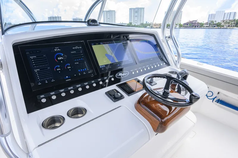 Slide: The Image of Valhalla Boatworks 41 2021 - 7741300