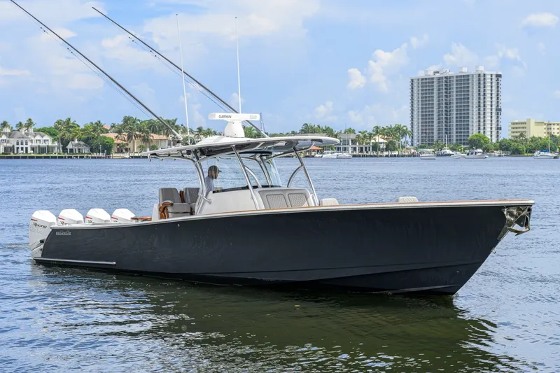 Slide: The Image of Valhalla Boatworks 41 2021 - 7740904