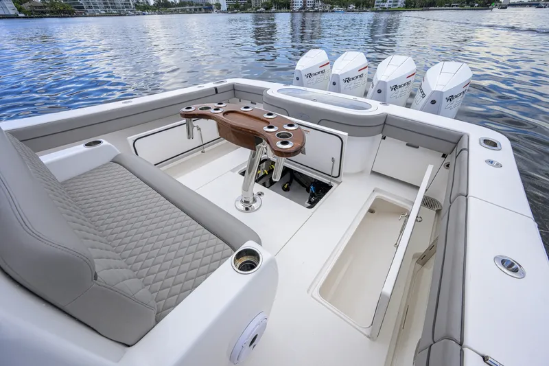 Slide: The Image of Valhalla Boatworks 41 2021 - 7741058