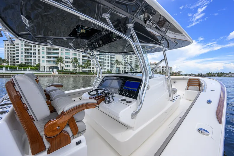 Slide: The Image of Valhalla Boatworks 41 2021 - 7741283