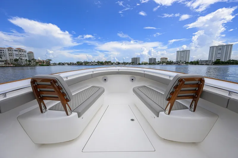 Slide: The Image of Valhalla Boatworks 41 2021 - 7741342