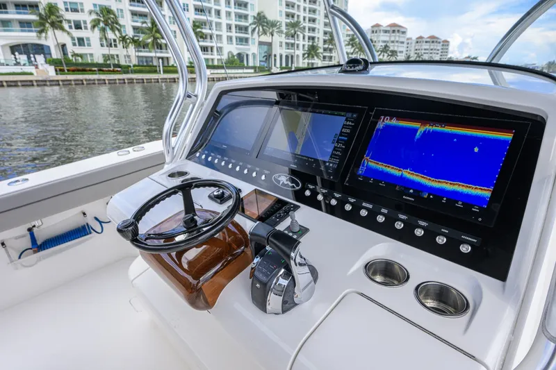Slide: The Image of Valhalla Boatworks 41 2021 - 7741278