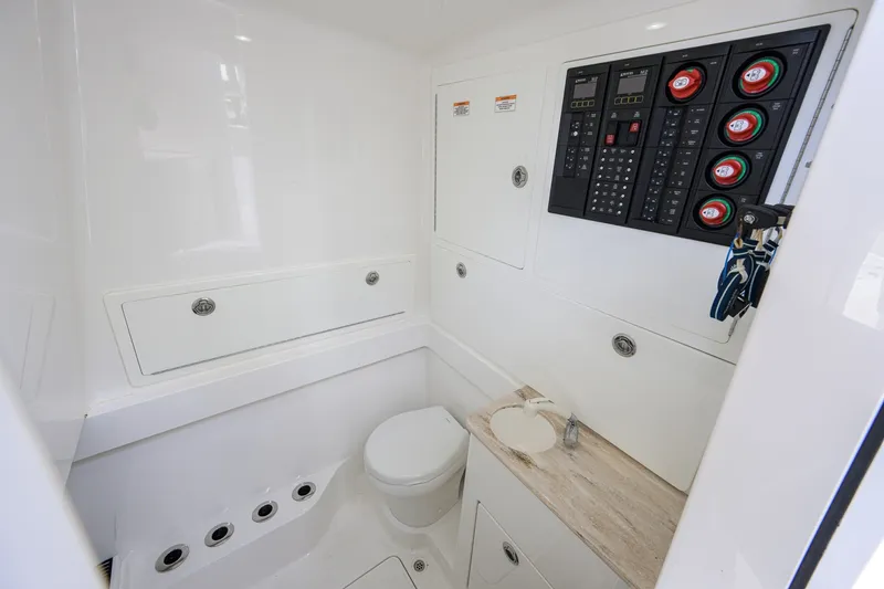 Slide: The Image of Valhalla Boatworks 41 2021 - 7741408